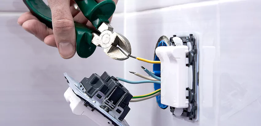 Outlet and Switch Repair Services in Pasco